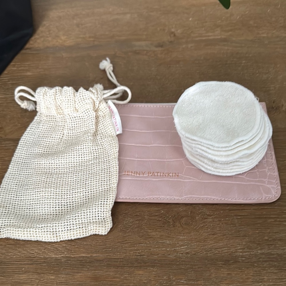 JENNY PATINKIN
Pure Luxury Organic Reusable Face Rounds